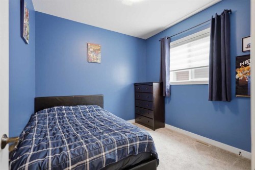 98 Livingston Close, Red Deer, AB 