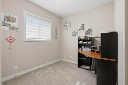 98 Livingston Close, Red Deer, AB 