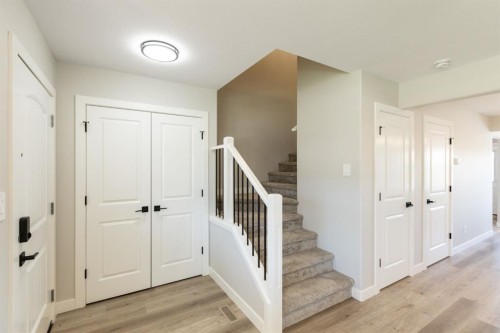 250 Halifax Close, Penhold, AB 