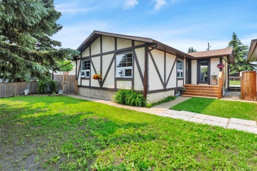 5108 49 Street, Clive, AB - Outdoor