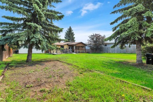 5108 49 Street, Clive, AB - Outdoor