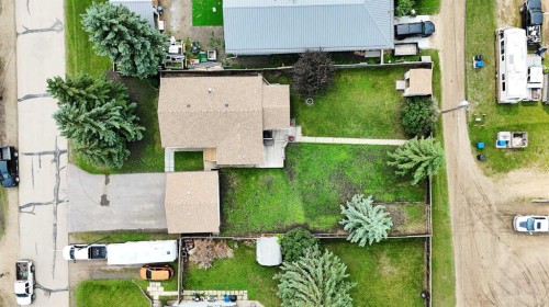 5108 49 Street, Clive, AB - Outdoor