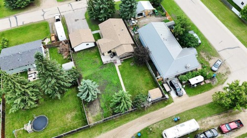 5108 49 Street, Clive, AB - Outdoor