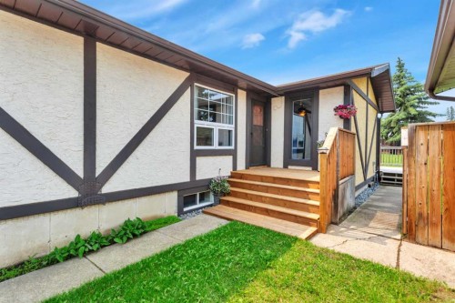 5108 49 Street, Clive, AB - Outdoor