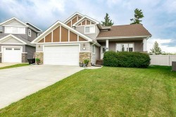9 Henner's Outlook Lacombe, AB T4L 1Z3