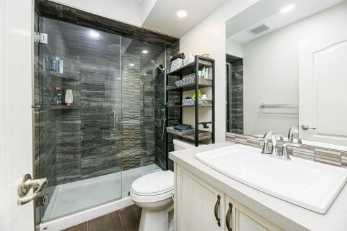 9 Henner'S Outlook, Lacombe, AB - Indoor Photo Showing Bathroom