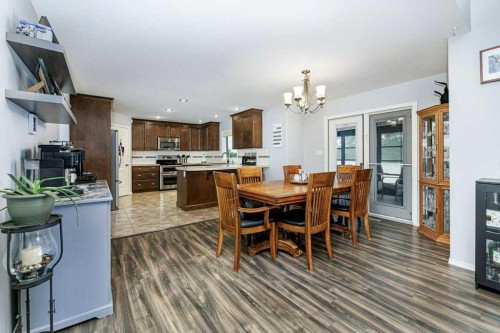 9 Henner'S Outlook, Lacombe, AB - Indoor Photo Showing Dining Room