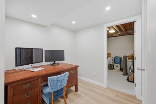 5721 55 Avenue, Lacombe, AB - Indoor Photo Showing Office
