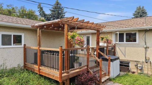 5721 55 Avenue, Lacombe, AB - Outdoor With Deck Patio Veranda