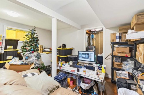 39310 Range Road 250, Rural Lacombe County, AB - Indoor
