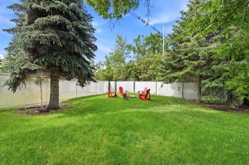 12 Malcolm Crescent, Red Deer, AB 