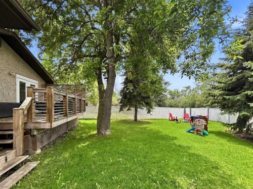 12 Malcolm Crescent, Red Deer, AB 
