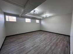 Suites B & C-4923 50 Street  Innisfail, AB T4G 1W4