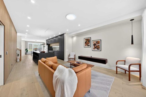 5230 21 Avenue Nw, Calgary, AB 