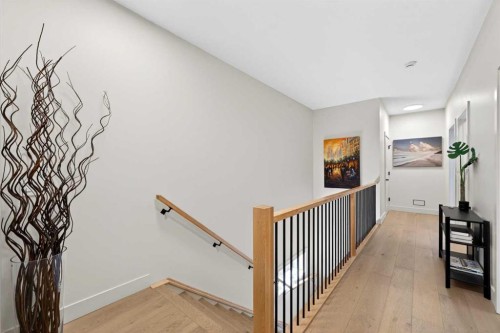 5230 21 Avenue Nw, Calgary, AB 