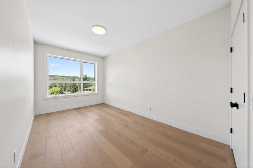 5230 21 Avenue Nw, Calgary, AB 