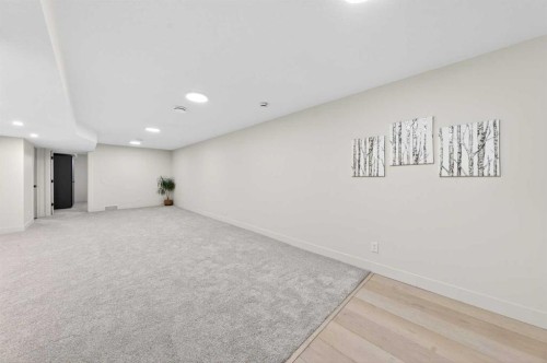 5230 21 Avenue Nw, Calgary, AB 