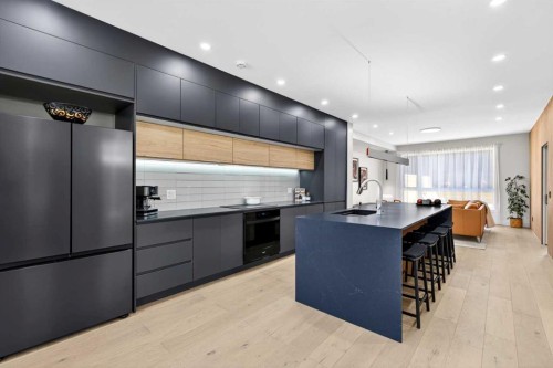 5230 21 Avenue Nw, Calgary, AB 