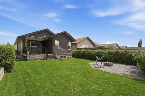 104 Oak Drive, Red Deer, AB 