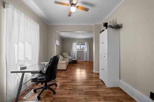 4925 54 Street, Killam, AB 