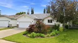 19 Excell Street Red Deer, AB T4R 2N2