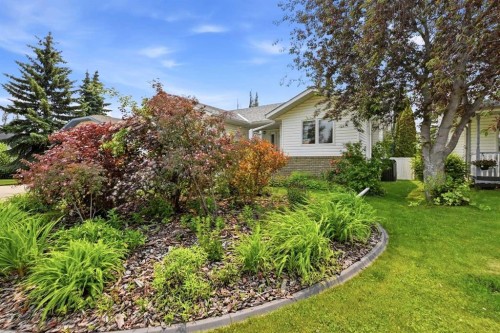 19 Excell Street, Red Deer, AB 
