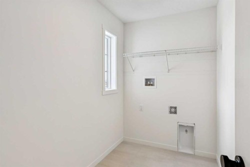 28 Southborough Bay, Cochrane, AB - Indoor