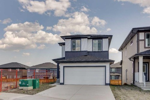 28 Southborough Bay, Cochrane, AB - Outdoor