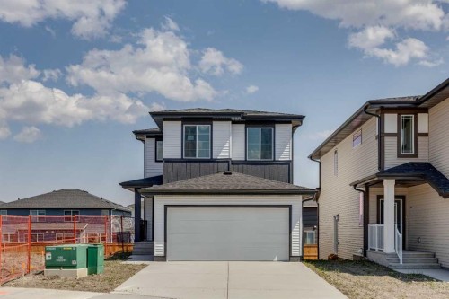28 Southborough Bay, Cochrane, AB - Outdoor