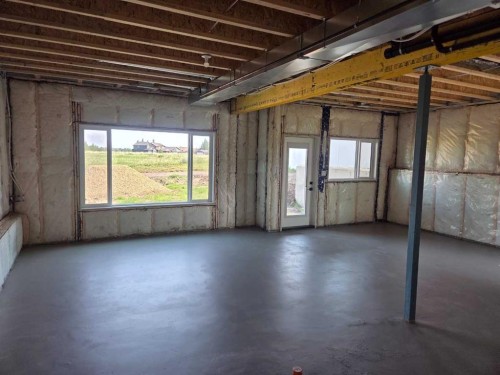 6600 58 Avenue, Innisfail, AB - Indoor Photo Showing Basement