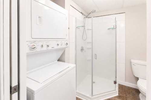 302 Terrace Park, Red Deer, AB - Indoor Photo Showing Other Room