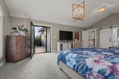 833 10 Avenue Ne, Three Hills, AB - Indoor Photo Showing Bedroom