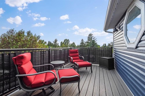 833 10 Avenue Ne, Three Hills, AB - Outdoor With Exterior