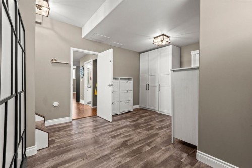 833 10 Avenue Ne, Three Hills, AB - Indoor Photo Showing Other Room
