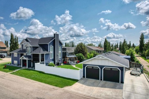 833 10 Avenue Ne, Three Hills, AB - Outdoor