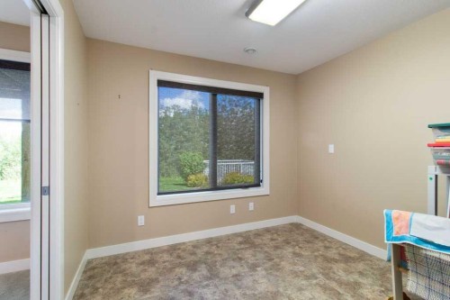 12 Beardsley Crescent, Lacombe, AB 