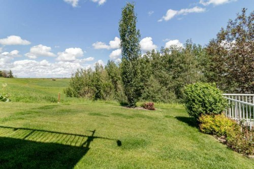 12 Beardsley Crescent, Lacombe, AB 
