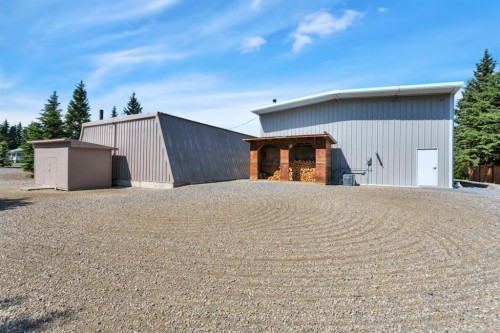 306 Centro Avenue, Alhambra, AB - Outdoor With Exterior