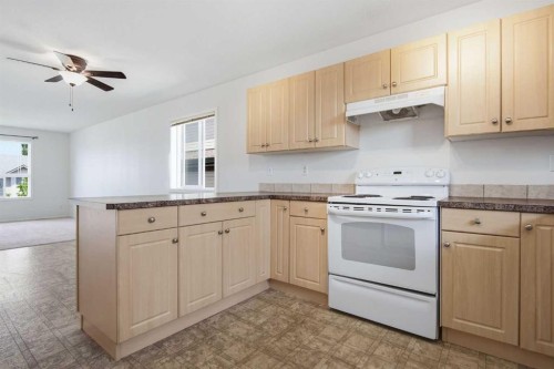 27 Iverson Close, Red Deer, AB 