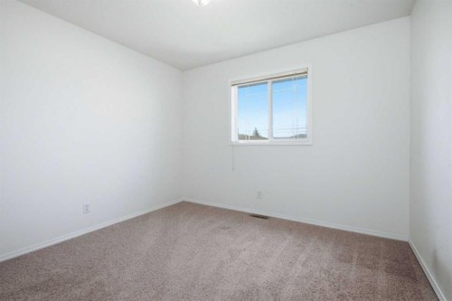 27 Iverson Close, Red Deer, AB 