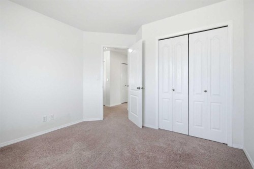 27 Iverson Close, Red Deer, AB 