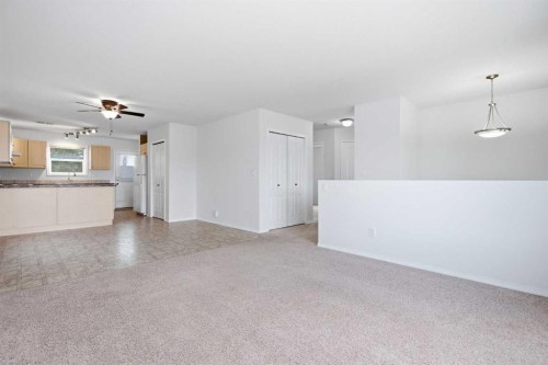 27 Iverson Close, Red Deer, AB 