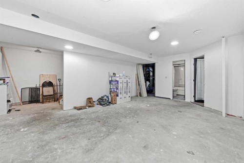 13 Assinger Avenue, Red Deer, AB - Indoor