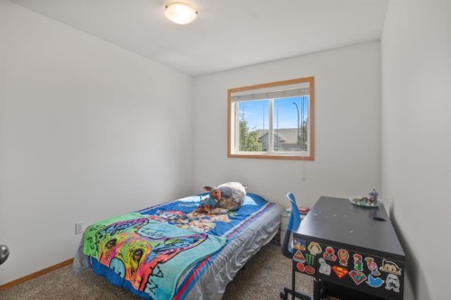 32 Kendrew Drive, Red Deer, AB 