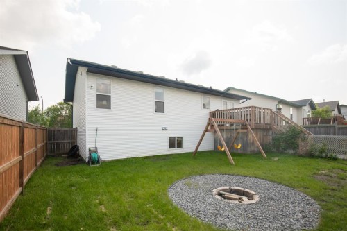 32 Kendrew Drive, Red Deer, AB 
