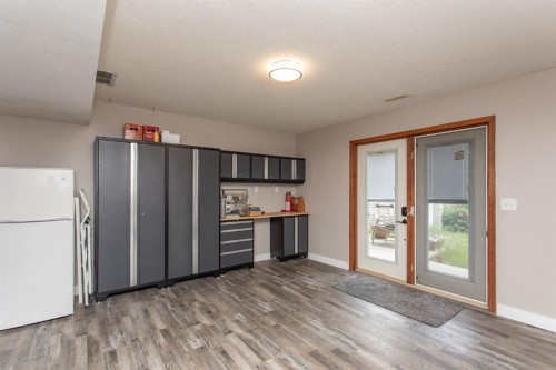 21 Royal Crescent, Lacombe, AB 