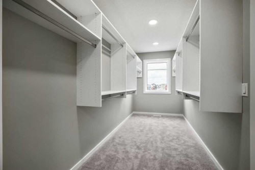 111 Heritage Ridge, Cochrane, AB 