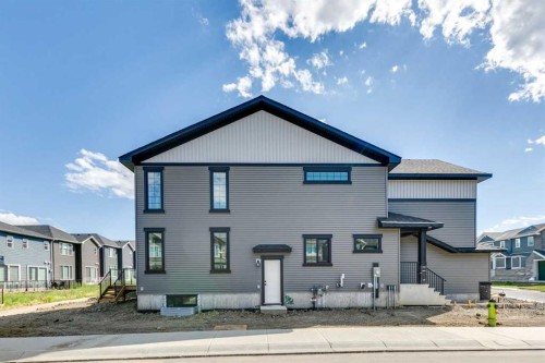 64 Creekstone Manor Sw, Calgary, AB - Outdoor