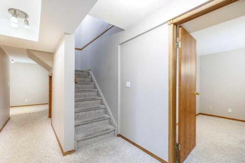 6 Densmore Crescent, Red Deer, AB 