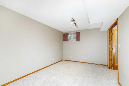 6 Densmore Crescent, Red Deer, AB 